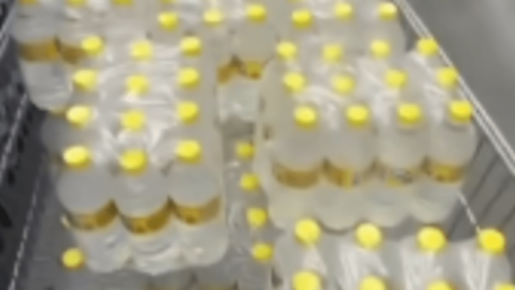 Galão de água a R$ 55 causa revolta em Imperatriz após desabamento de&nbsp;ponte