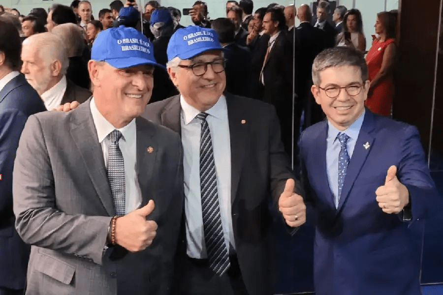 Por que uma frase patriota está irritando os&nbsp;bolsonaristas?