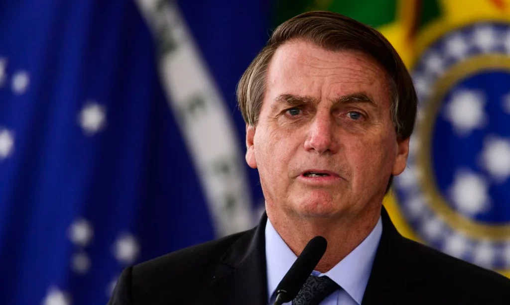 STF nega pedido da defesa de Bolsonaro por prazo de 83 dias para apresentação de defesa