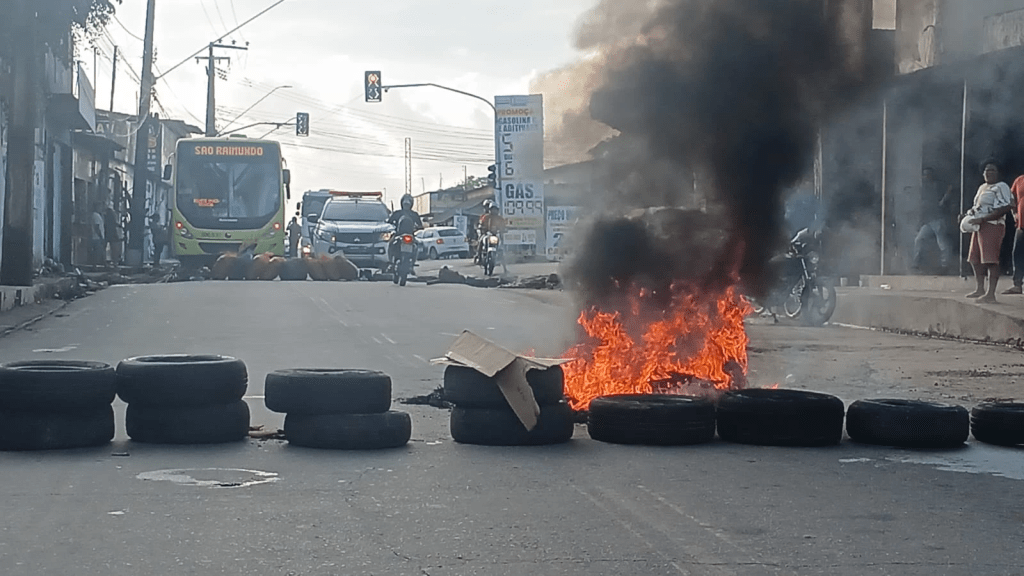 Protesto bloqueia Avenida Independência em São Luís contra demolição de&nbsp;casas