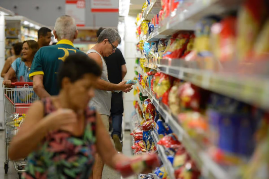 Governo zera impostos de importação de alimentos para conter&nbsp;inflação