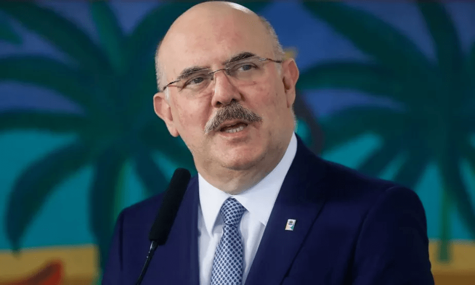 Ex-ministro da Educação Milton Ribeiro é denunciado por homofobia e vira réu em ação&nbsp;criminal