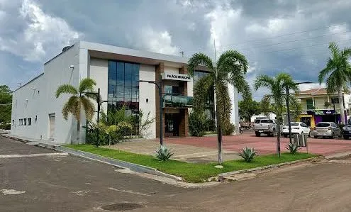 Prefeitura de Lima Campos sob investigação por irregularidades em licitações de veículos