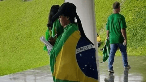 STF libera manicure presa após 8 de janeiro, mas impõe tornozeleira eletrônica e&nbsp;restrições