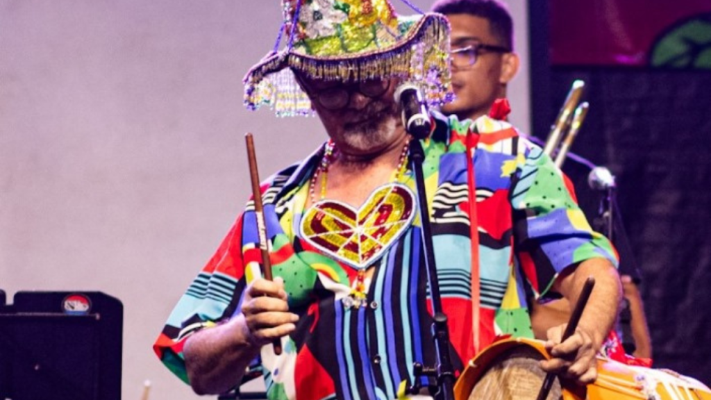 Itaercio Rocha faz dois shows do espetáculo musical “Ralando o Cotovelo no Asfalto” neste fim de semana, em São&nbsp;Luís