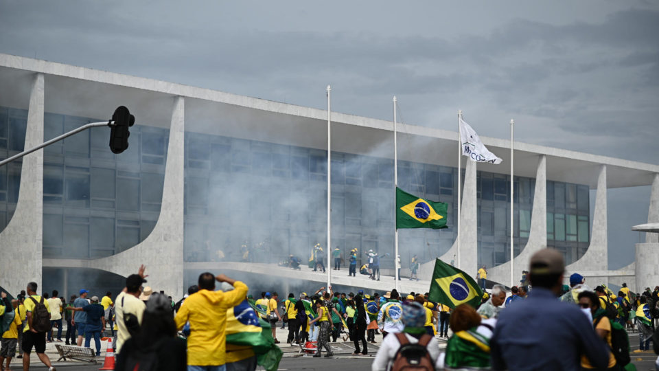 STF desmente narrativa de “velhinhas com Bíblia” entre condenados por atos golpistas