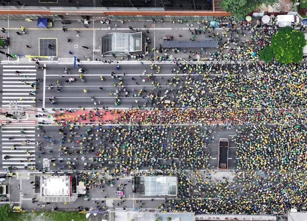 Na cidade mais populosa, Bolsonaro não alcança 50 mil em ato pró-anistia na&nbsp;Paulista