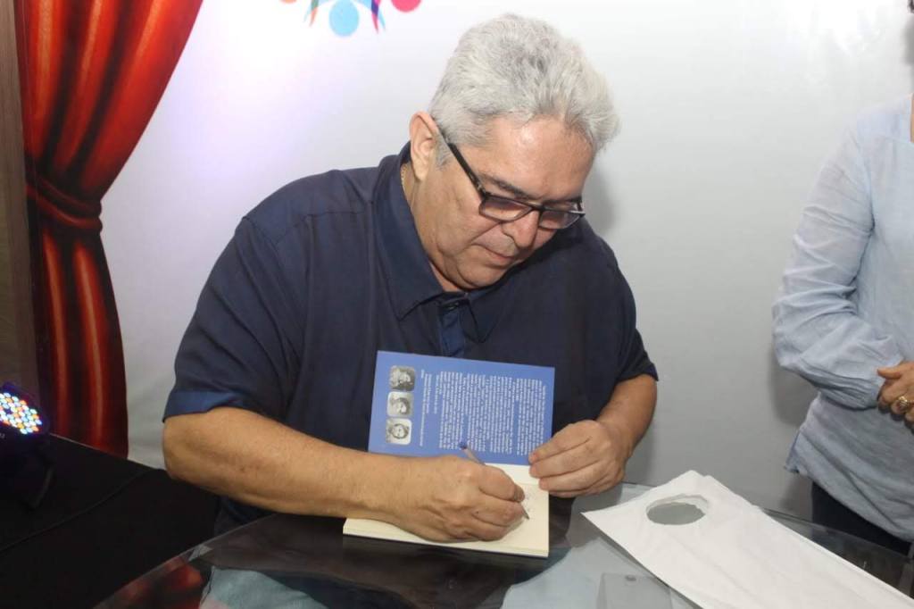 Professor lança livro sobre tradição e inovação dos Blocos Tradicionais do&nbsp;Maranhão