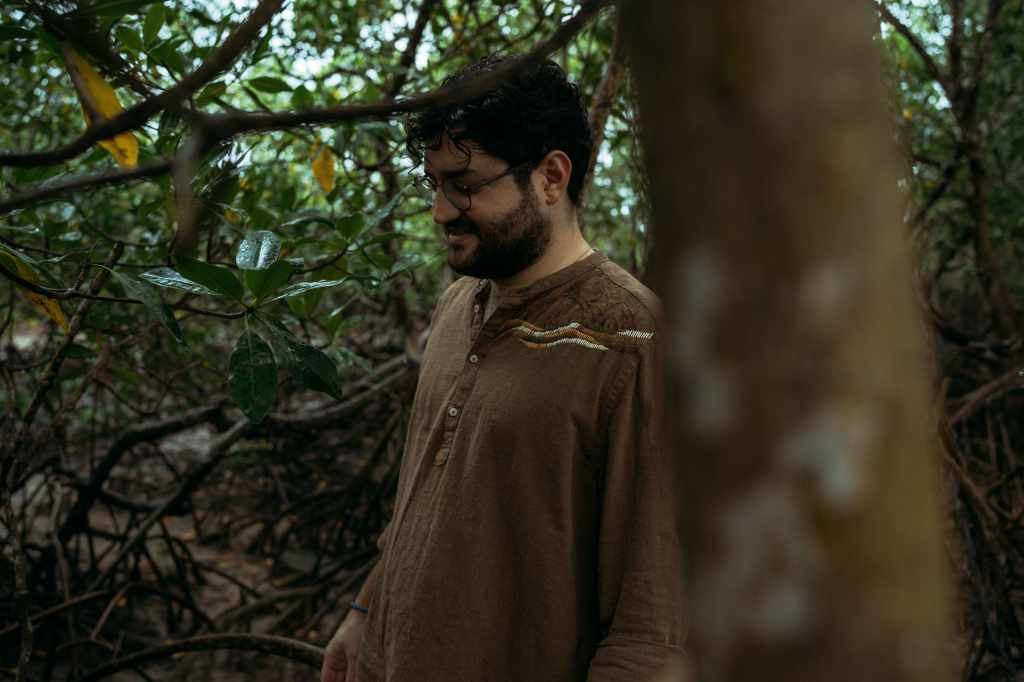 No ritmo do São João, Marcos Lamy lança “Braço de Mar”, seu novo&nbsp;single