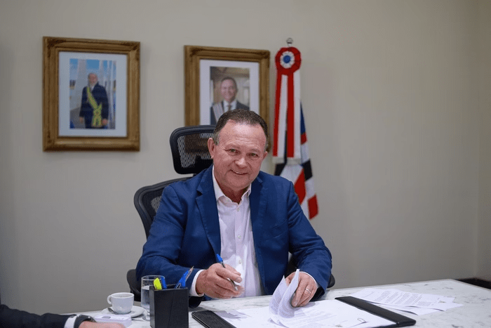 Governo do Maranhão desvia R$ 13,2 milhões da educação para empreiteira ligada à família de&nbsp;Brandão