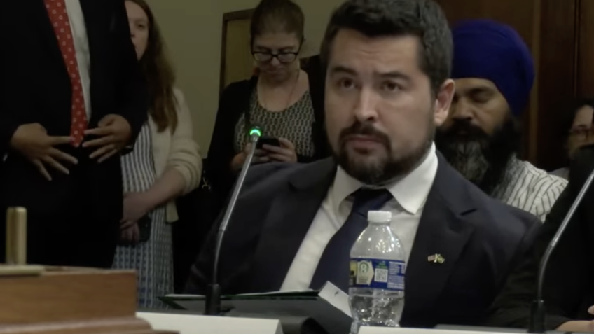 Figueiredo, acusado de golpe, pede a Trump que puna Moraes em ato de desespero golpista