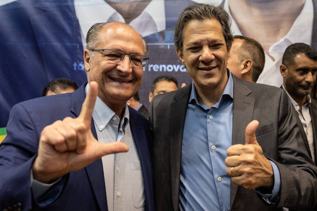 Haddad e Alckmin empatam como favoritos para suceder Lula, aponta&nbsp;pesquisa