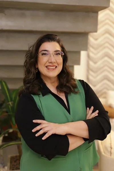 Mitos e verdades sobre queda de cabelo no estresse: diferença entre queda temporária e&nbsp;calvície