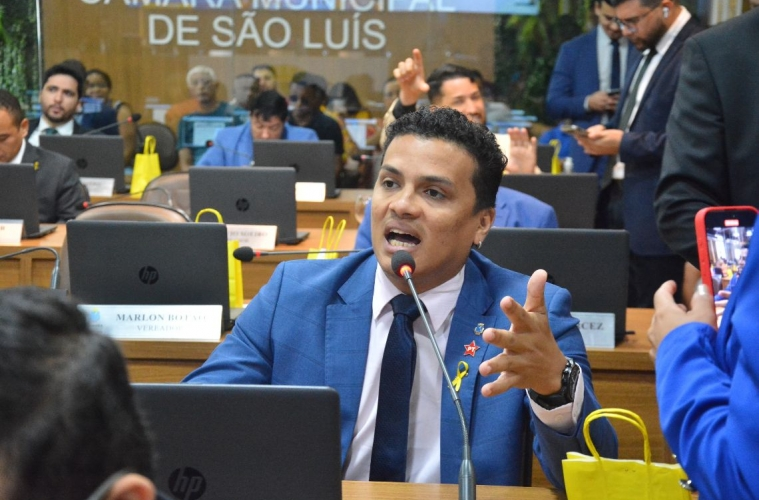 Câmara de São Luís analisa projeto para incluir psicólogos e assistentes sociais nas escolas