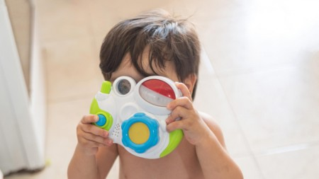 Brinquedos vendidos no Brasil têm níveis preocupantes de elementos tóxicos