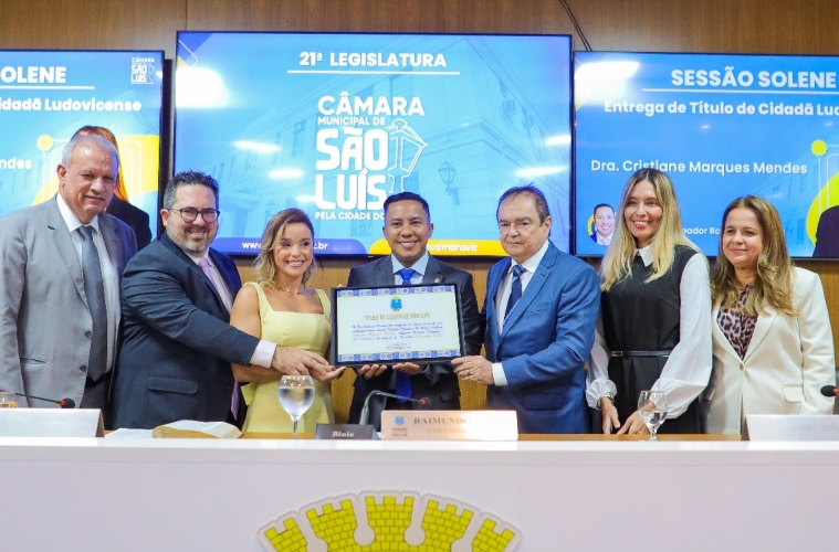 Defensora pública Cristiane Mendes recebe título de cidadã ludovicense