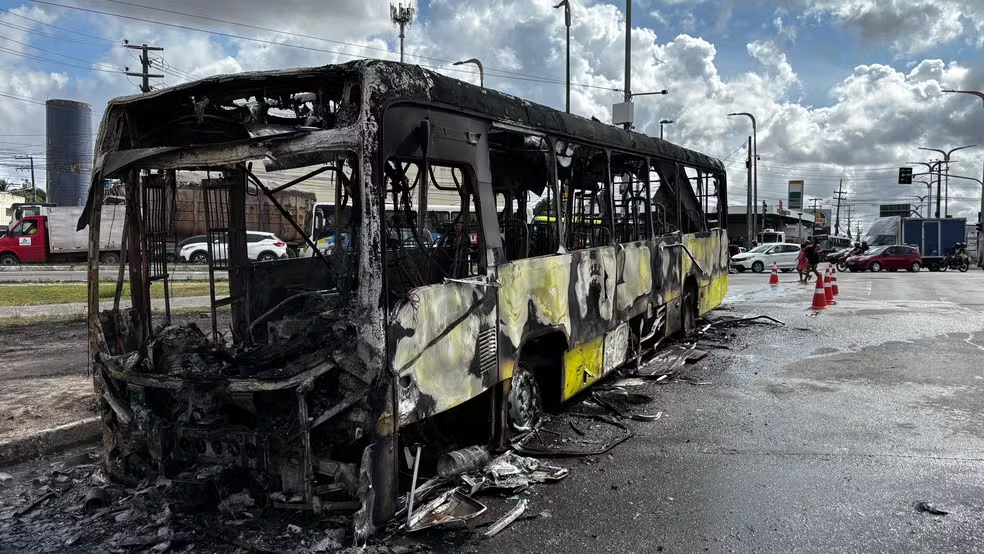 Enquanto o transporte público for privado, o teatro continuará