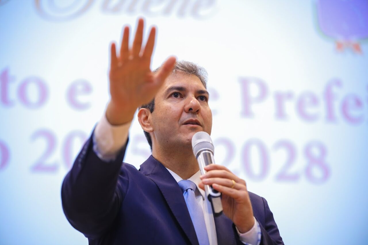 Debate político esfria após presidente da Câmara arquivar pedido de impeachment