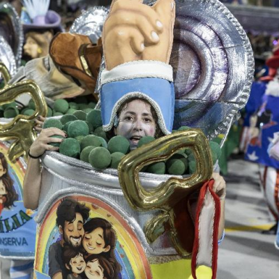 Família em conserva: por que a direita se viu na fantasia da&nbsp;Niterói?