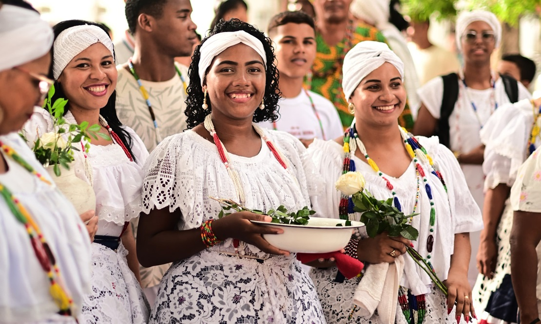 Tradição e fé ocupam as ruas de São Luís em cortejo de matriz&nbsp;africana