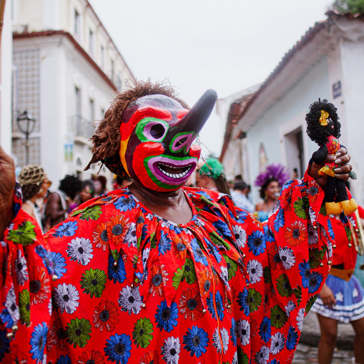 Célia Sampaio, a “Dama do Reggae”, lança “Uh Lalá Fofão” em defesa da tradição do Carnaval&nbsp;maranhense