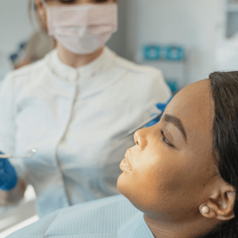 Universitários pretos relatam maior perda dentária e falta de acesso em serviços&nbsp;odontológicos