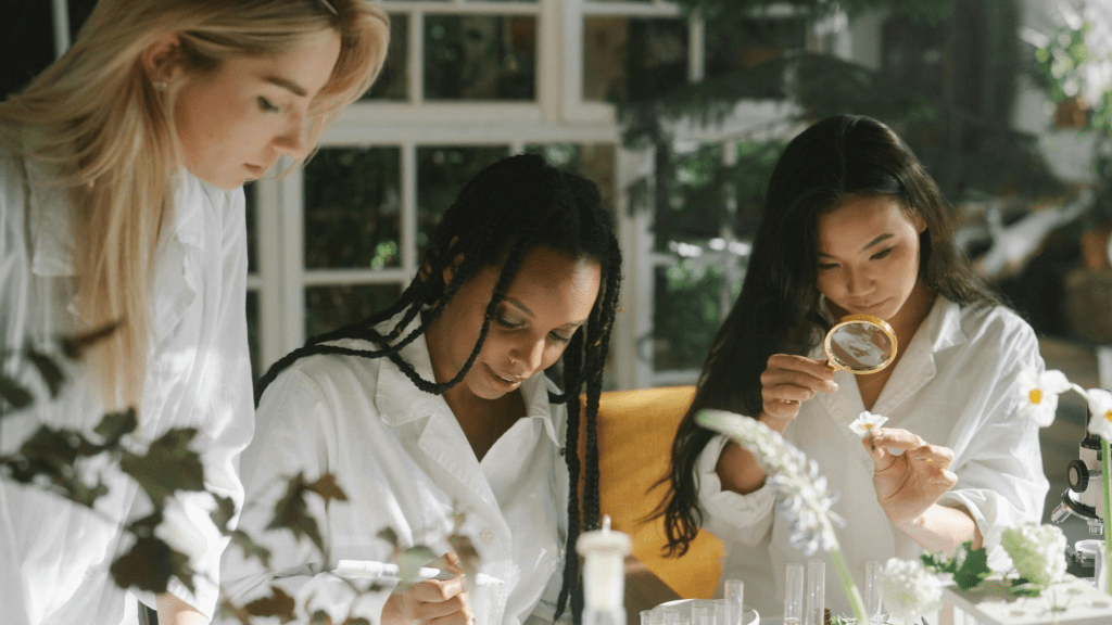 Produção científica feminina cresce no Brasil, mas mulheres ainda têm pouca influência em políticas&nbsp;públicas