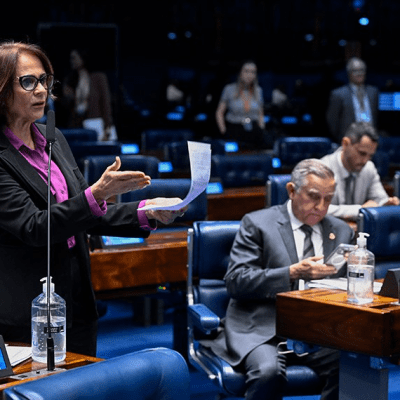 Senado vota contra crianças em 1 minuto e 42&nbsp;segundos