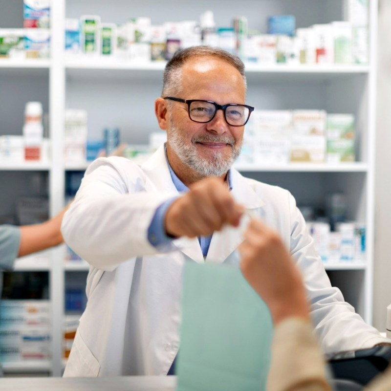 Consumo de genéricos bate recorde e mais de 90% dos brasileiros aceitam substituir medicamentos de&nbsp;referência