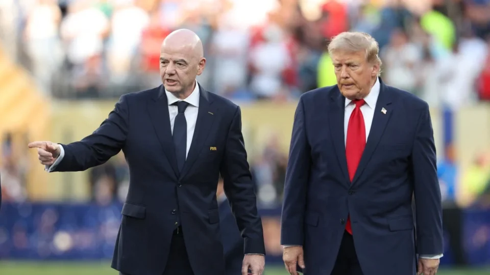 Trump é vaiado em final da Copa e repercussão negativa marca passagem do presidente por Mundial nos EUA