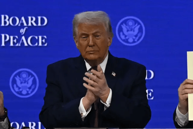 Governo Trump convida Brasil para aliança global contra movimentos de&nbsp;esquerda