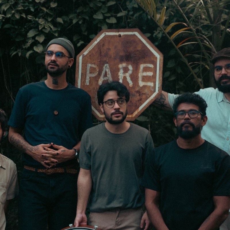 Trio Efeito Túnel aposta na fusão de ritmos e poesia em disco de&nbsp;estreia