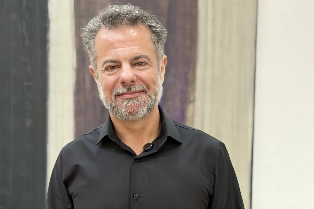 Candidato a presidente defende salário de R$ 1 milhão para parlamentares e fim da CLT