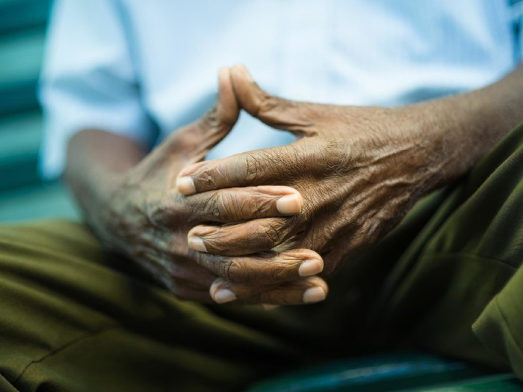 Dados oficiais expõem o custo de ser negro no Brasil do nascimento à terceira idade