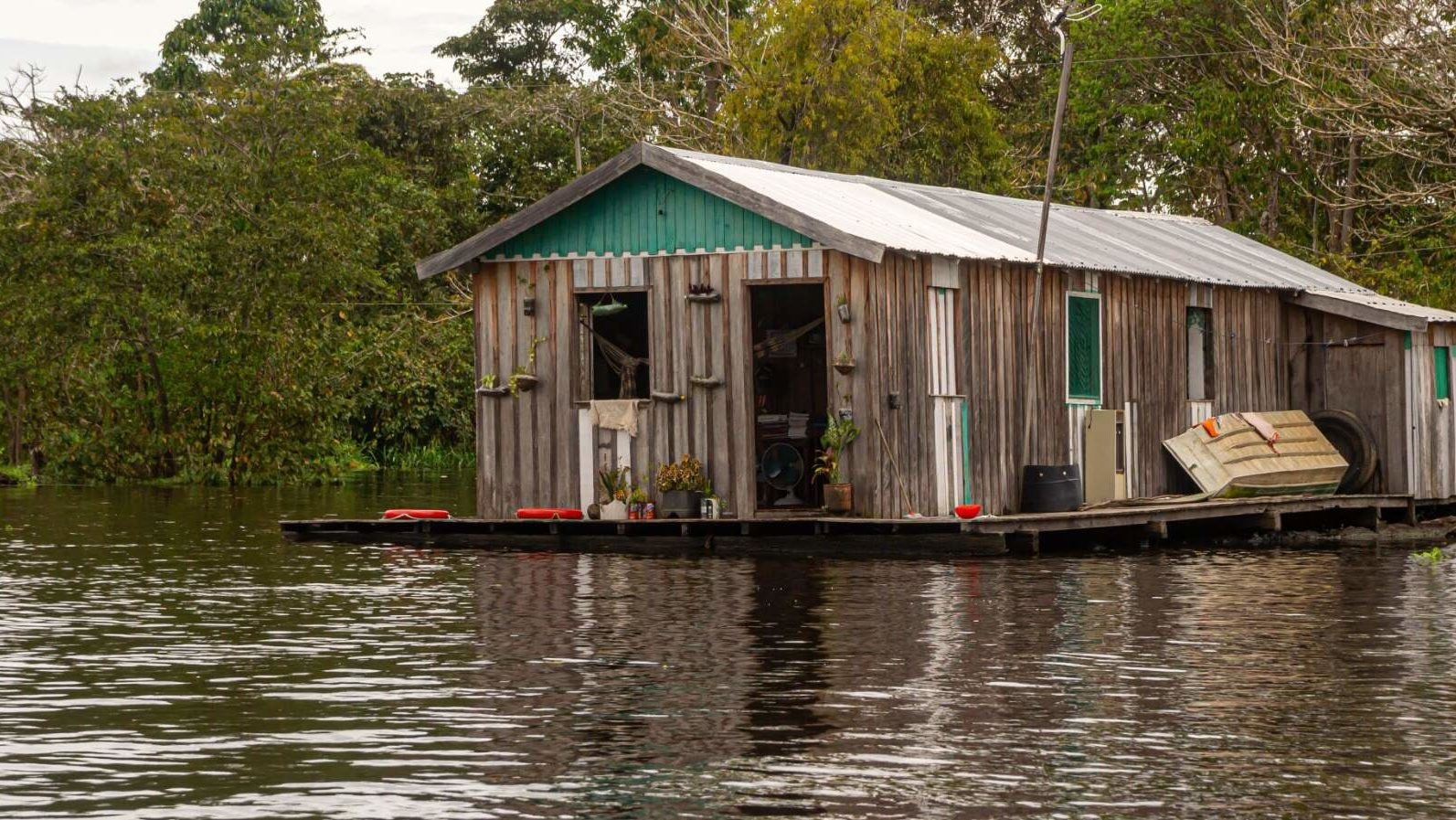 Medir pobreza rural amazônica com régua urbana infla índice em 17%